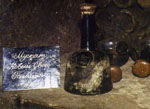 Бутылка коллекционного вина с родовым гербом Л.С.Голицына.